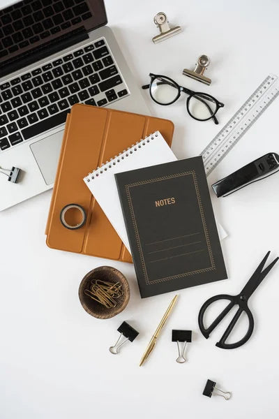 How to Choose the Perfect Notebook for Your Work Style 📓✨